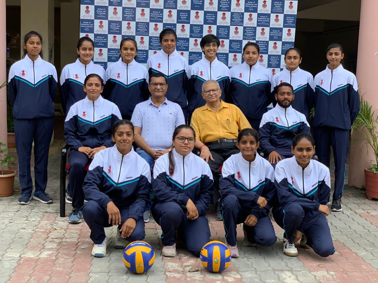 Vanita Vishram Women'S University Surat College Album photo 10